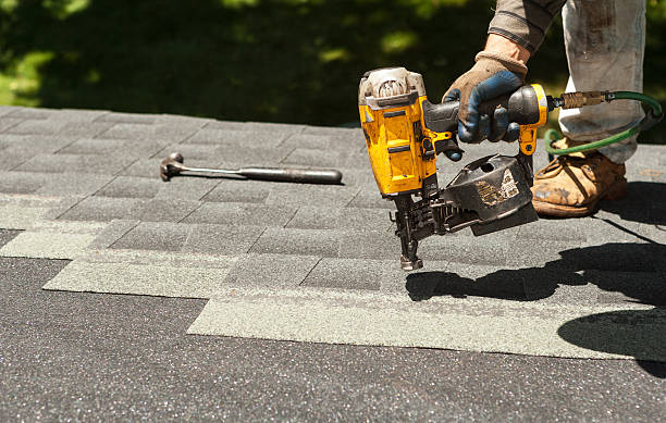 Best Flat Roofing  in New Middletown, OH